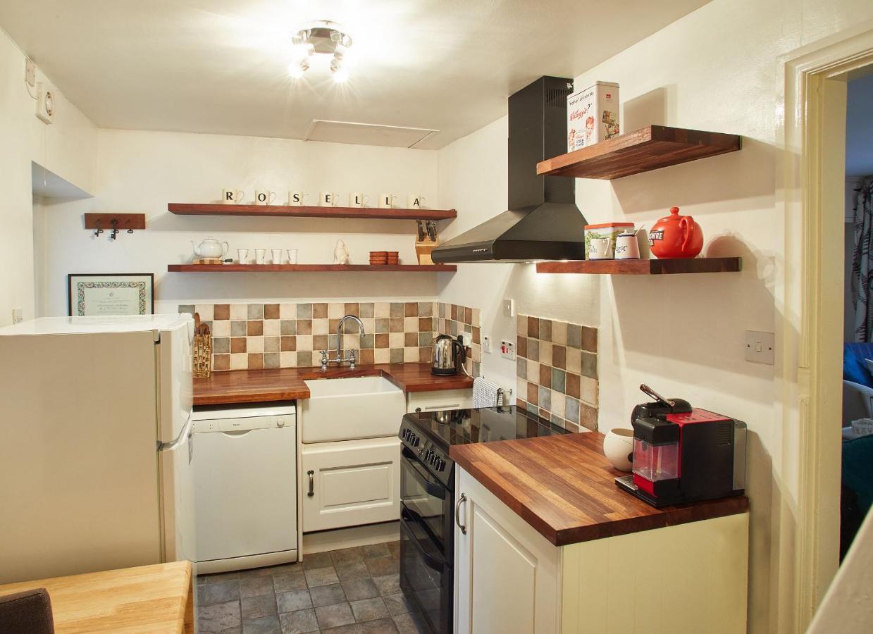 Host & Stay - Rosella Cottage Пикъринг Екстериор снимка