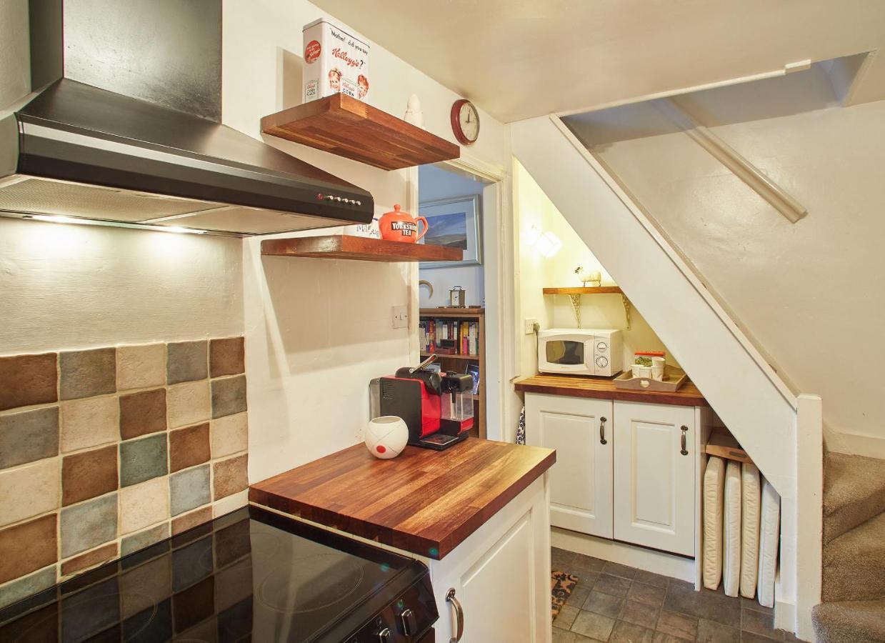 Host & Stay - Rosella Cottage Пикъринг Екстериор снимка