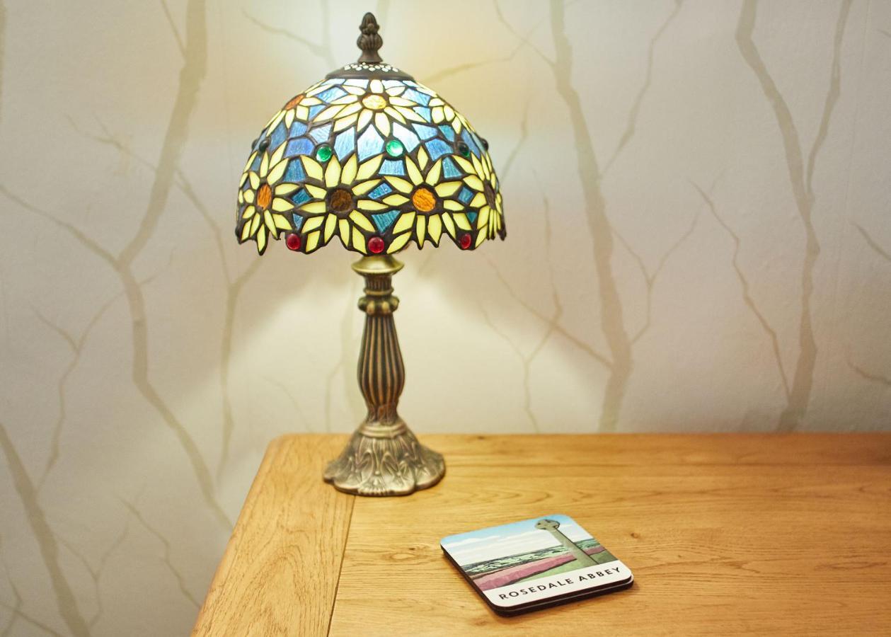 Host & Stay - Rosella Cottage Пикъринг Екстериор снимка